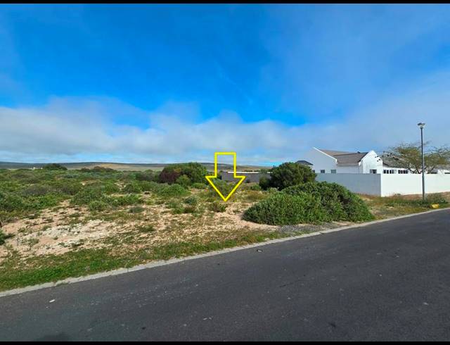 LAND FOR SALE IN GOLDEN MILE